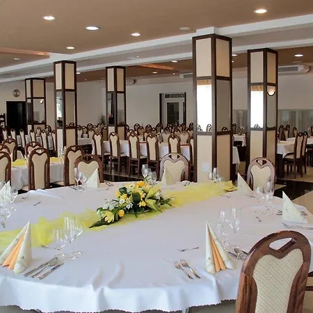 Hotel Auto Jas Nitra