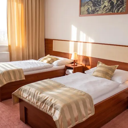 Auto Jas Hotel