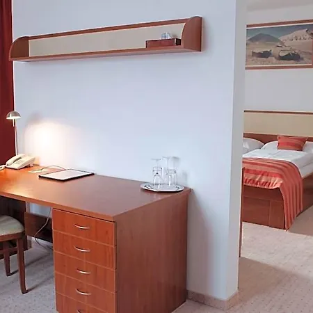 Otel Auto Jas Litra